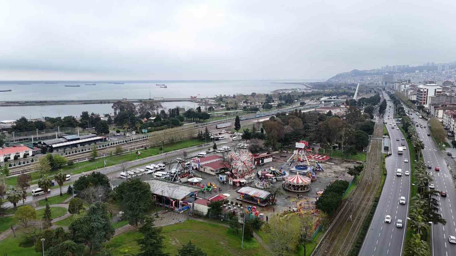 Türkiye’nin en eski 2. lunaparkı ruhsatsız çıktı, kapanıyor