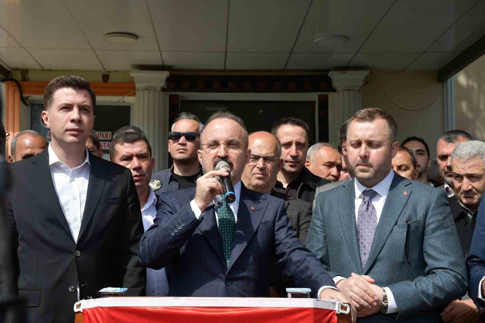 İçişleri Bakan Yardımcısı Bülent Turan: "Siyasi kavganın bedeli esnafa ödetilmez"