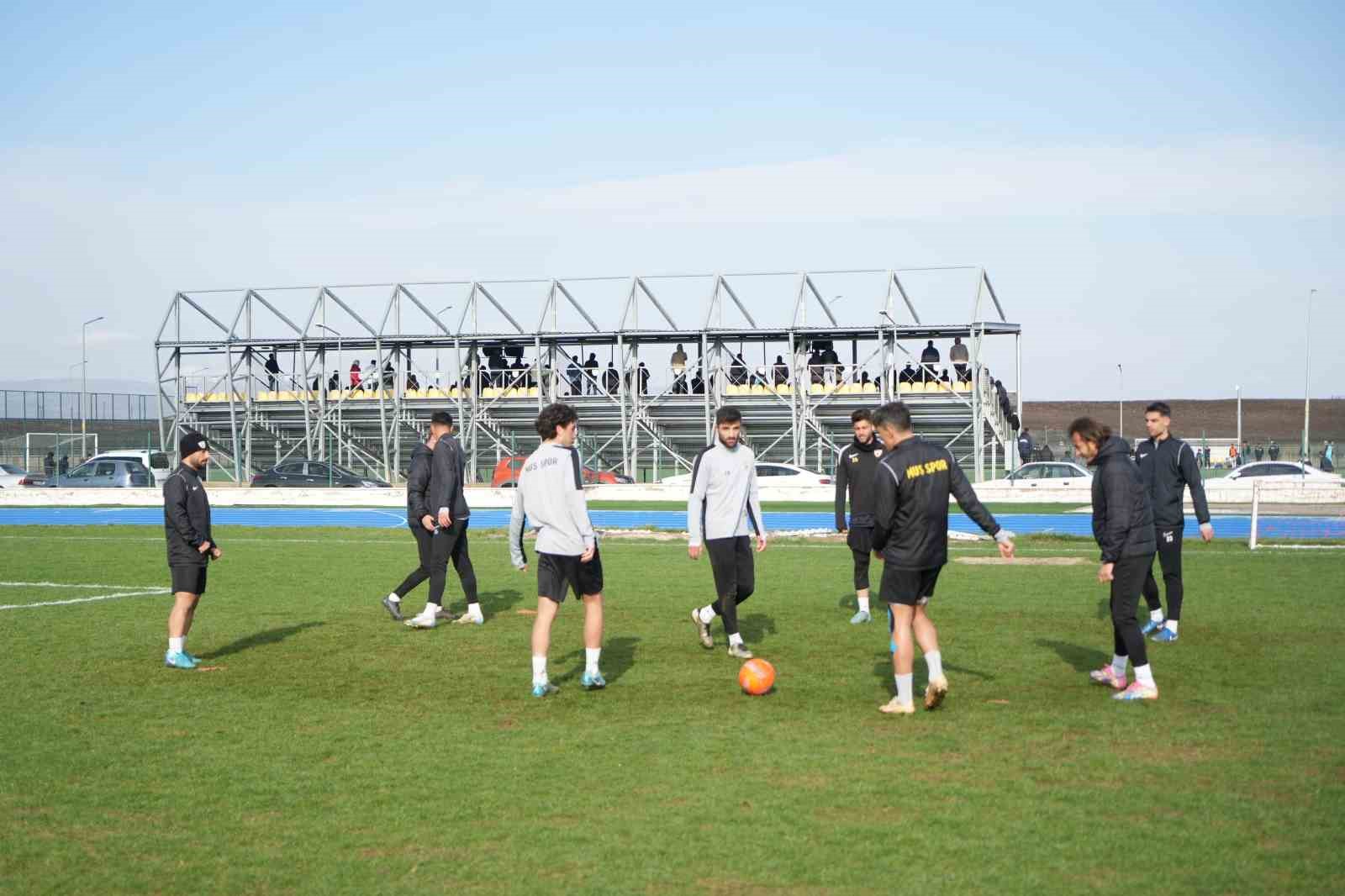 Muşspor, Tokat Belediye Plevne Spor maçı hazırlıklarını tamamladı
