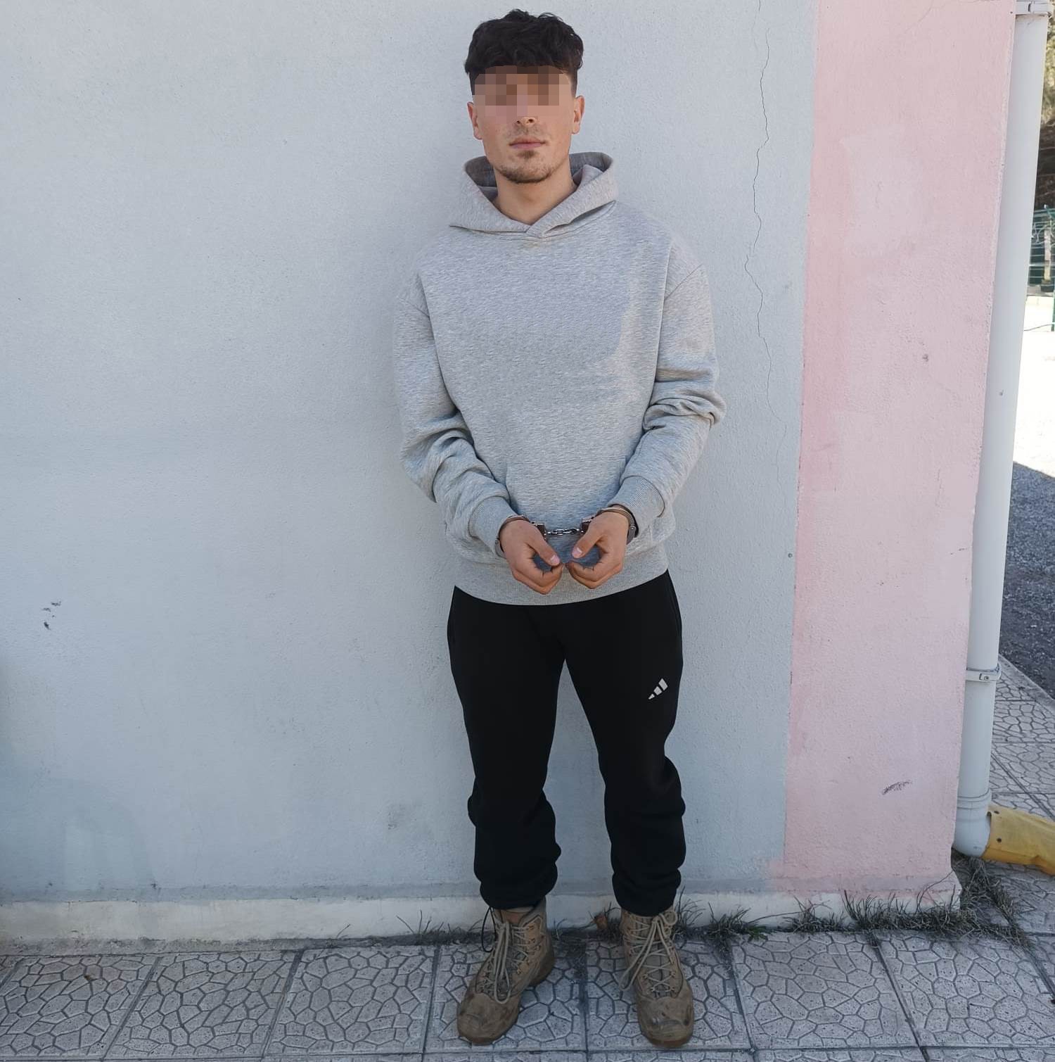 Kütahya’da 6 yıl 8 ay kesinleşmiş hapis cezası ile aranan cezaevi firarisi yakalandı