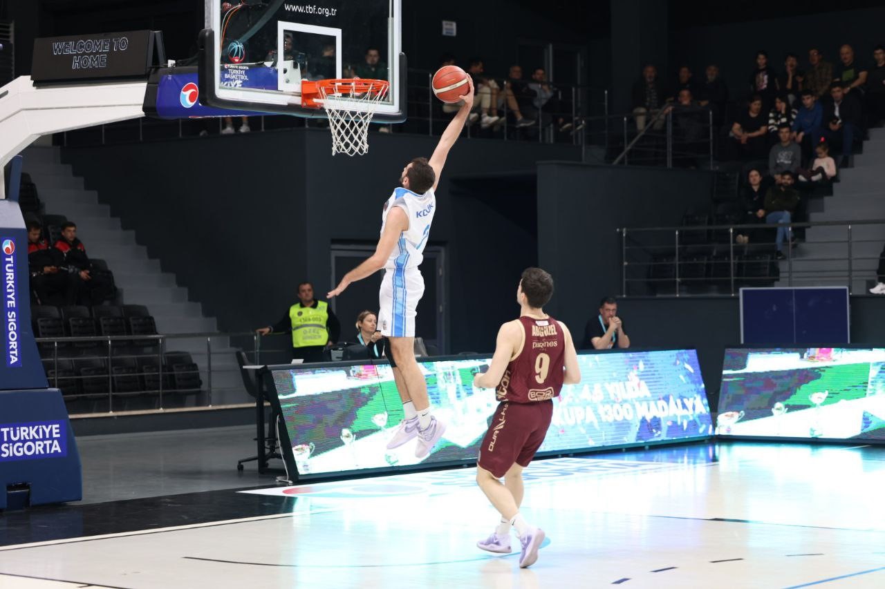 Çayırova Belediyesi, Bandırma Bordo’yu mağlup etti
