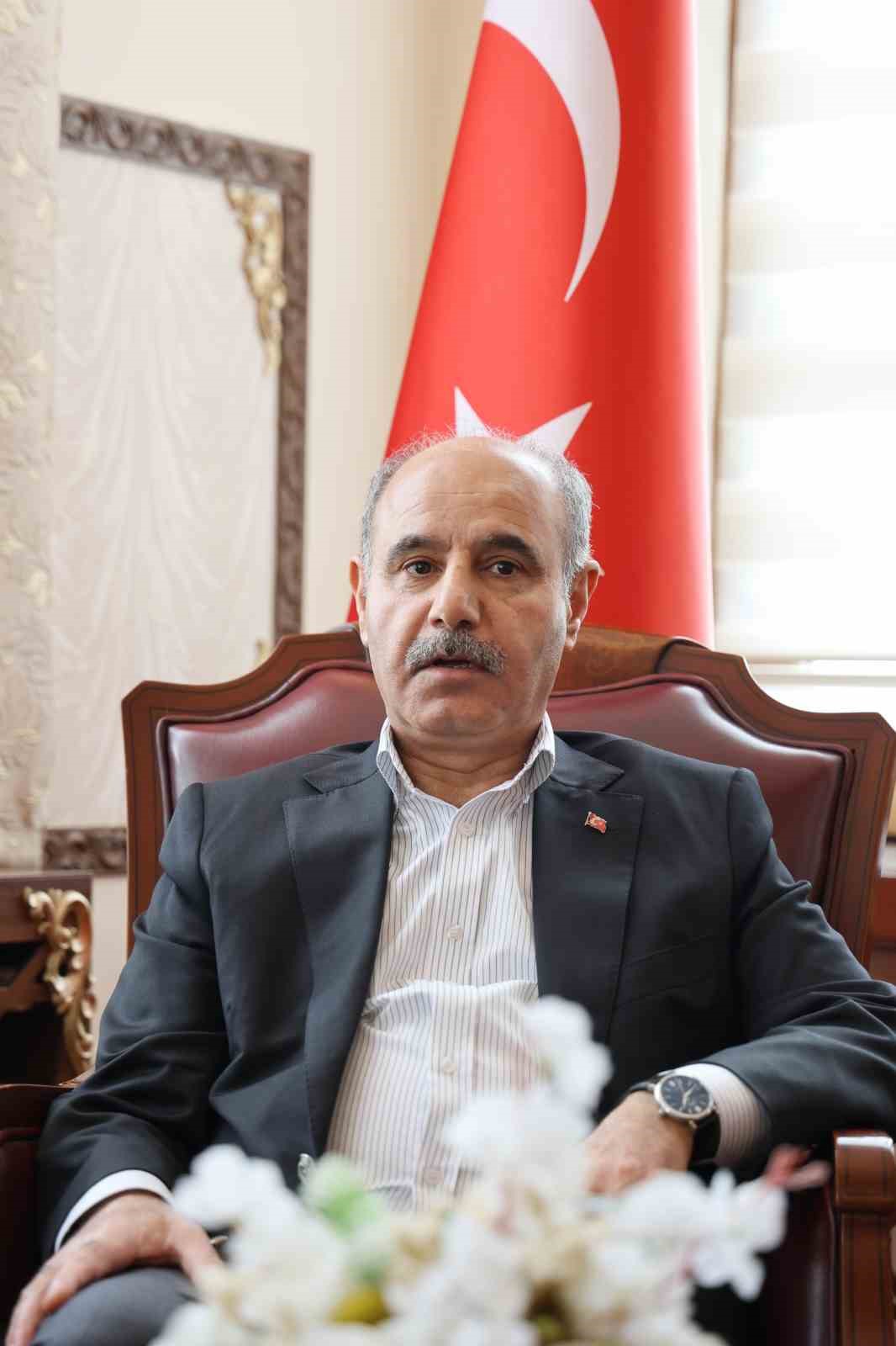 Bakan Yardımcısı Aktaş: "Sokak hayvanları &uuml;lkemizin olumsuz g&uuml;ndem maddelerinden biri"
