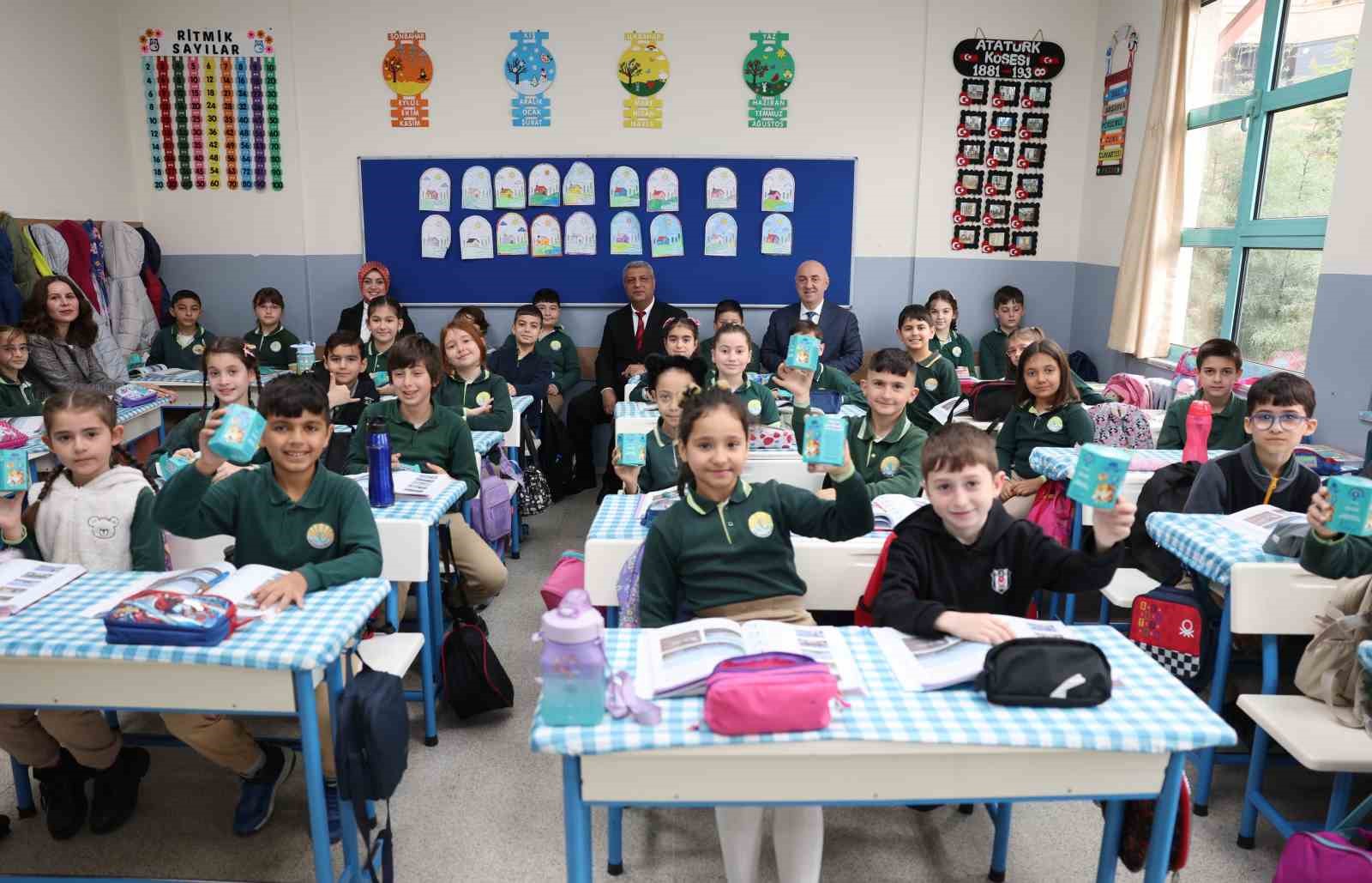 Başkan Bıyık’tan öğrencilere: "En büyük ilham kaynağımızsınız"
