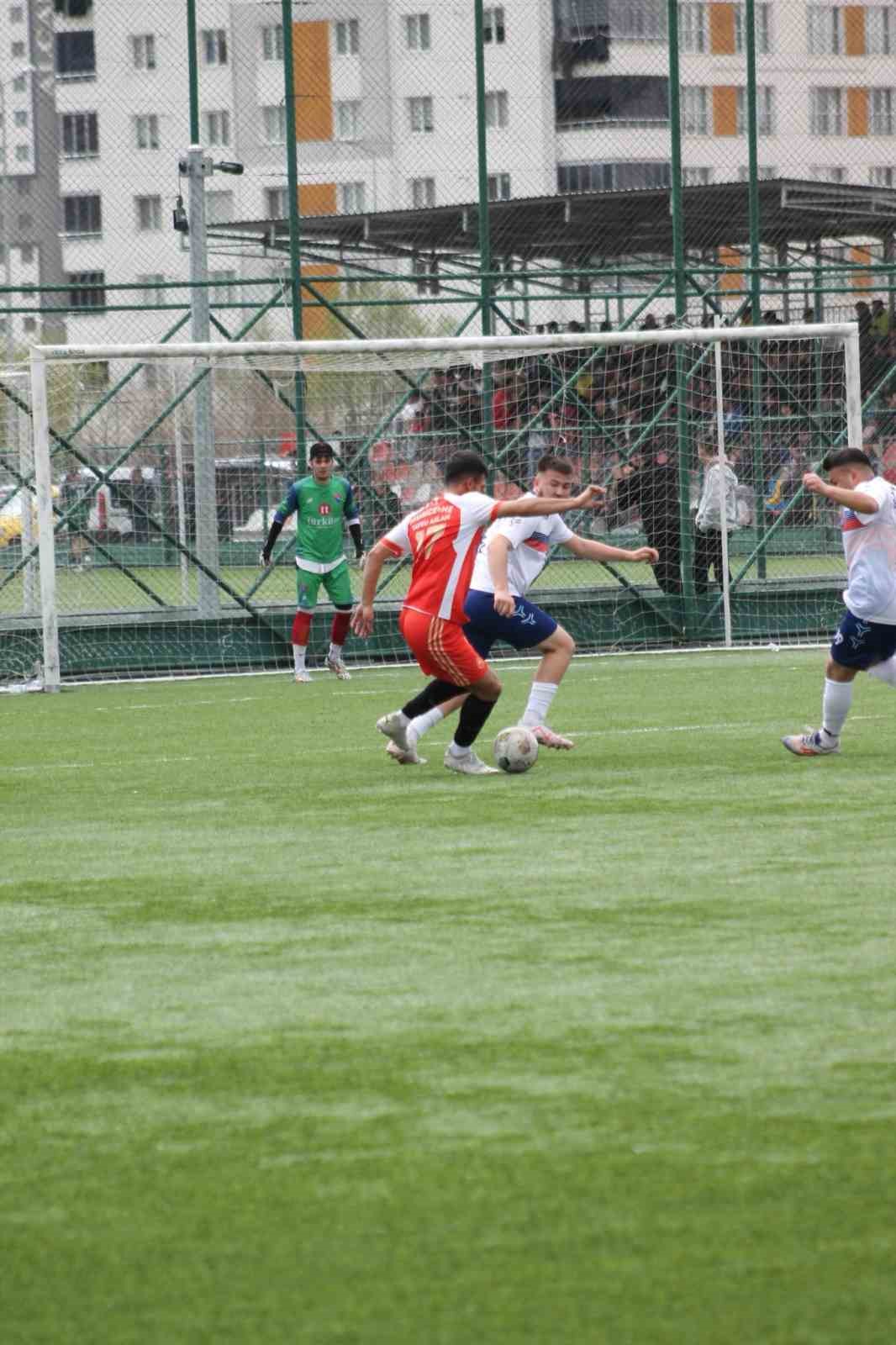 Yavru Aslanspor 90’da güldü

