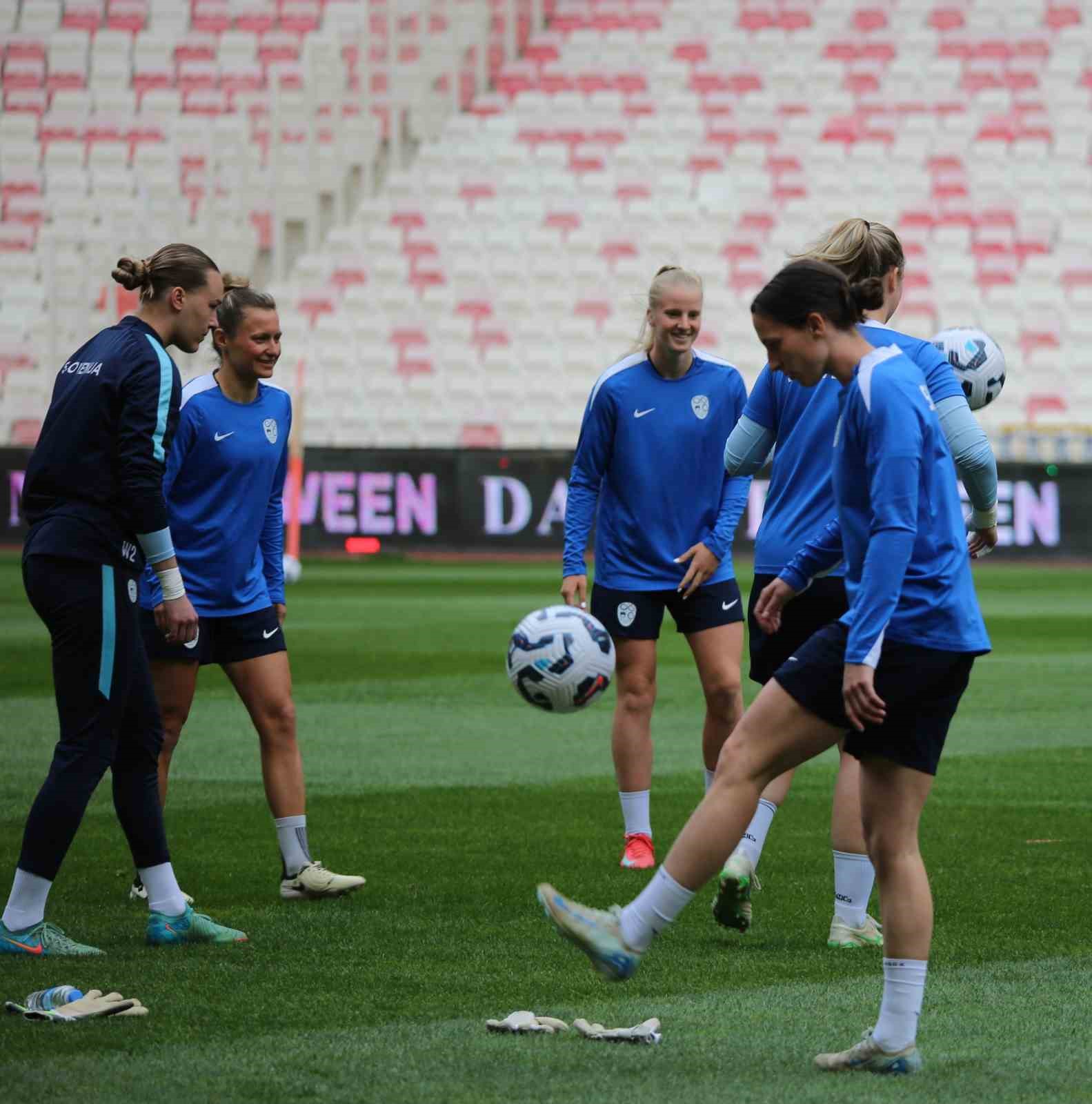 Slovenya Kadın Milli Takımı, Türkiye maçına hazır
