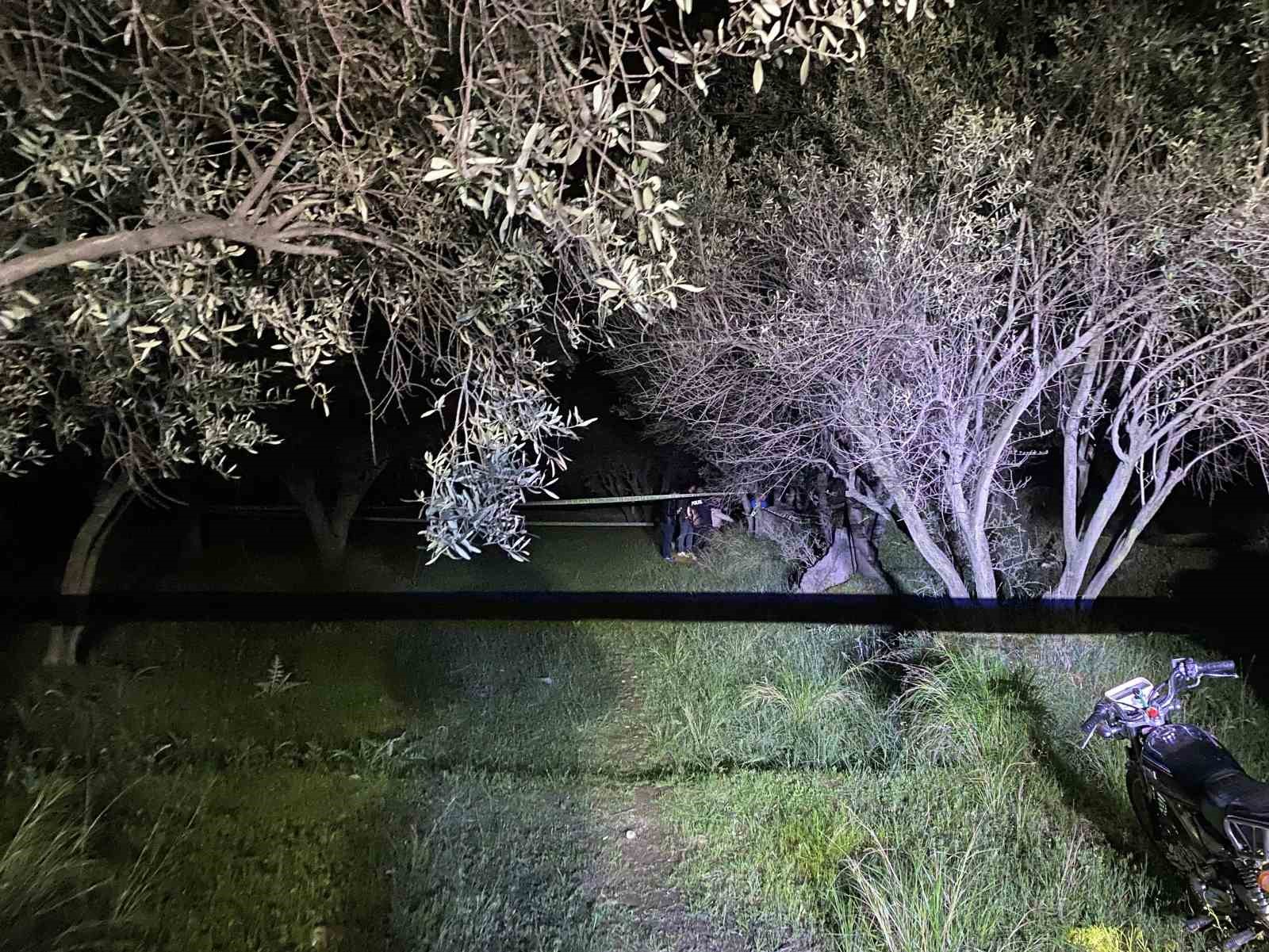 Genç adam boş arazide ölü bulundu