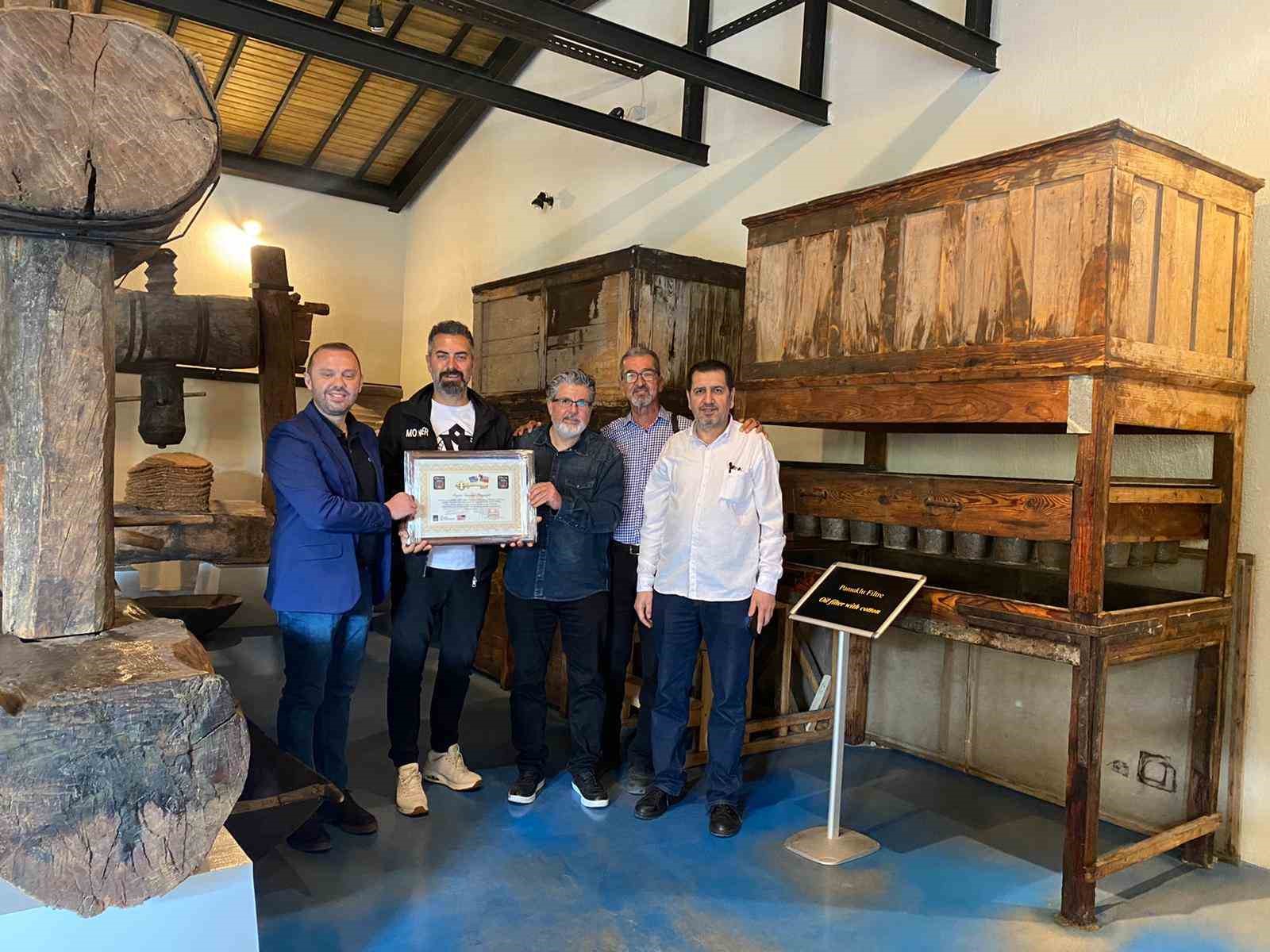 Tarihin tozlu sayfalarından çıkan formül, modern laboratuvarda yeniden hayat buluyor