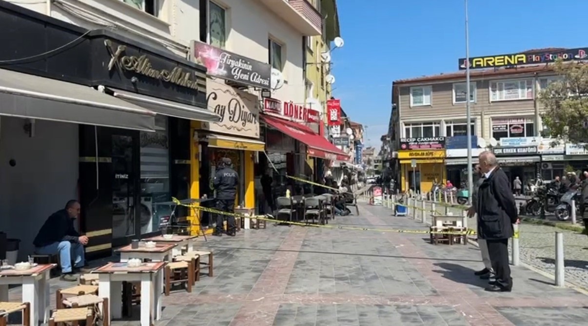 &Ccedil;ay ocağında başından vurulmuş halde bulundu
