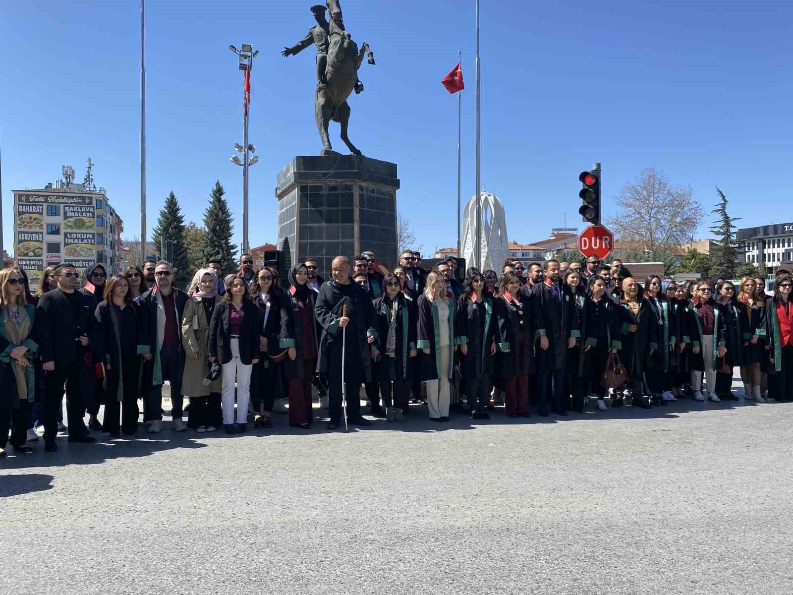 Niğde&rsquo;de Avukatlar G&uuml;n&uuml; t&ouml;renle kutlandı
