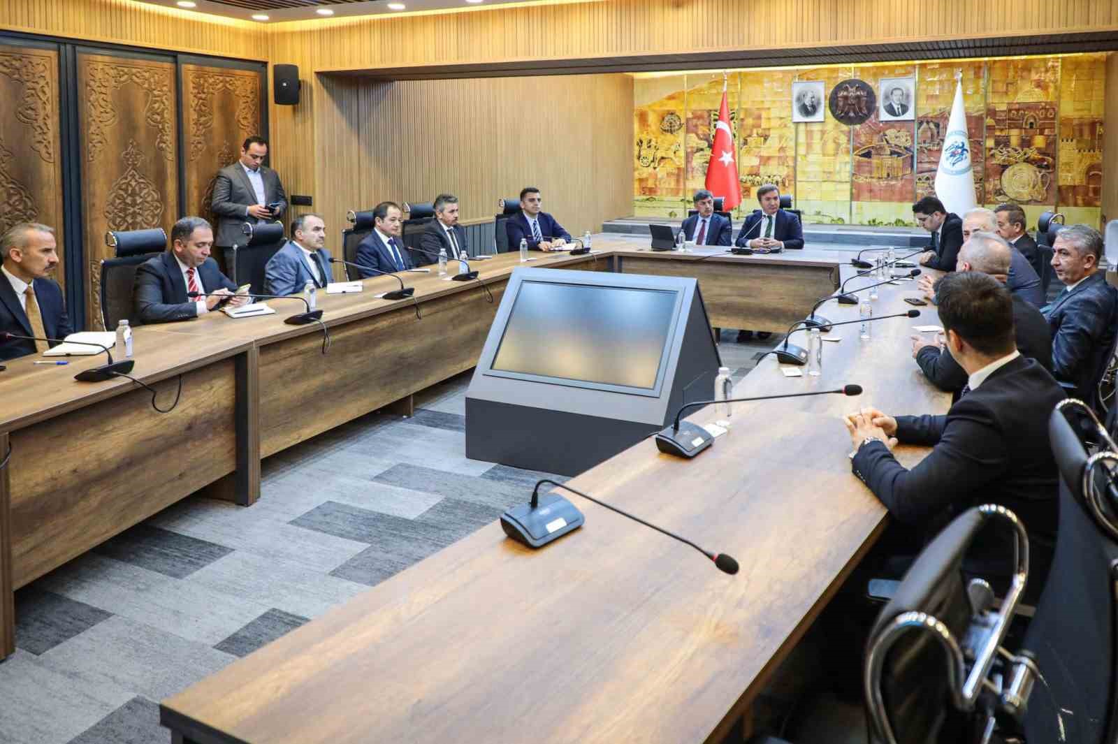 "Fahiş fiyat ve çevre temizliği" masaya yatırıldı