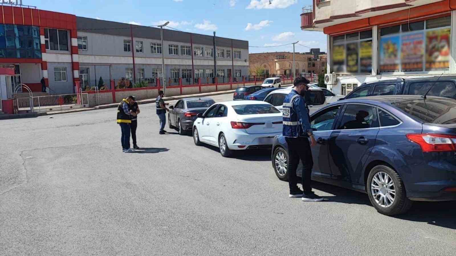 Mardin’de denetimlerde 70 sürücüye cezai işlem uygulandı