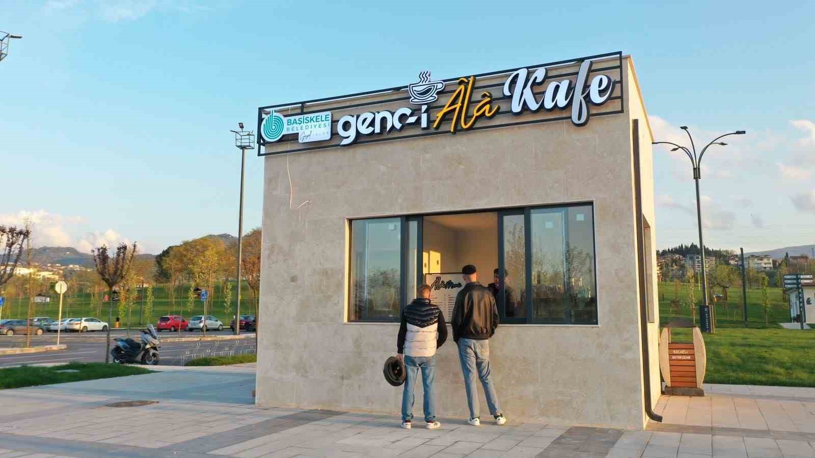 Genc-i Âlâ Kafe Başiskele Millet Bahçesi’nde