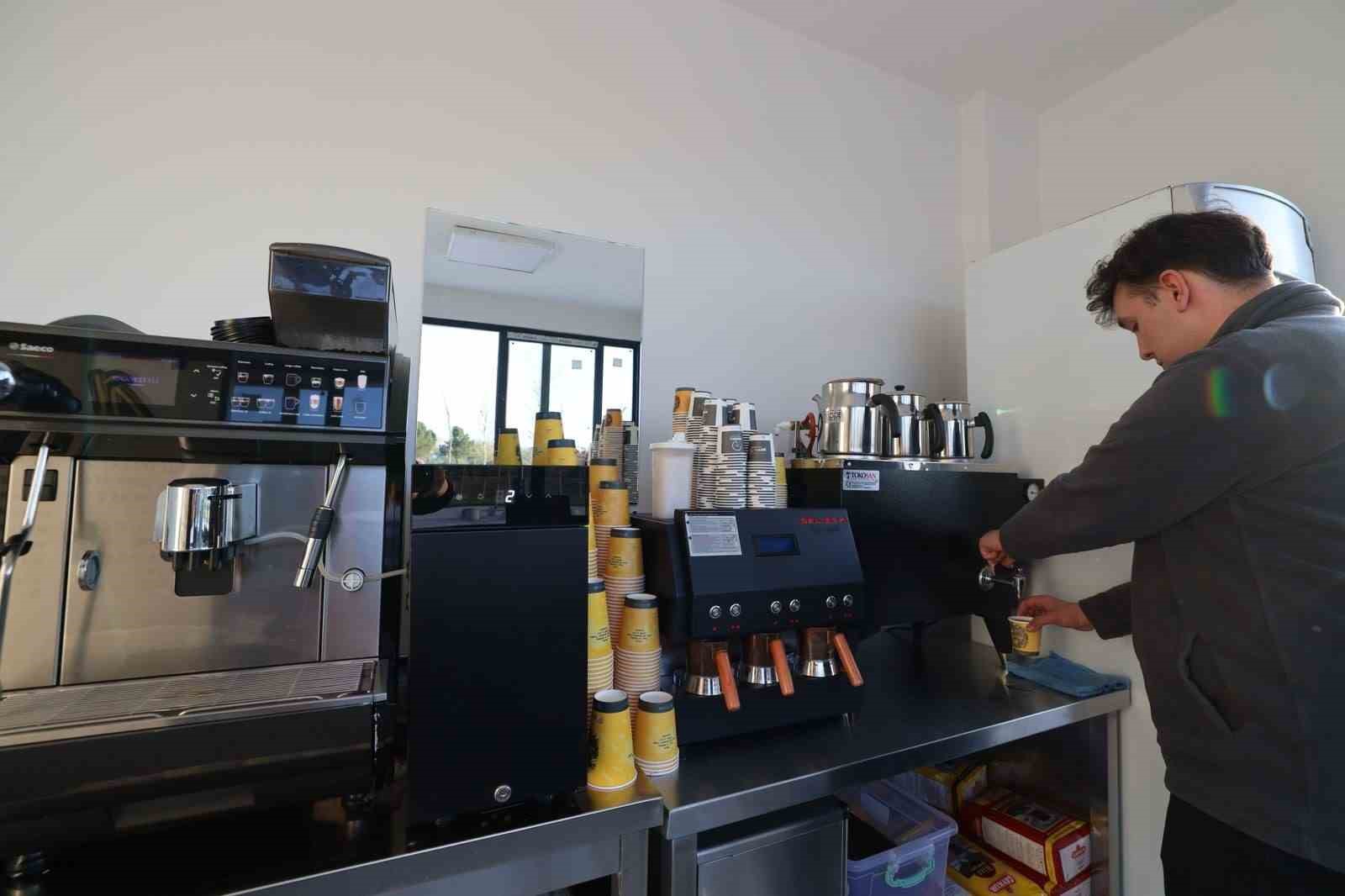 Genc-i Âlâ Kafe Başiskele Millet Bahçesi’nde
