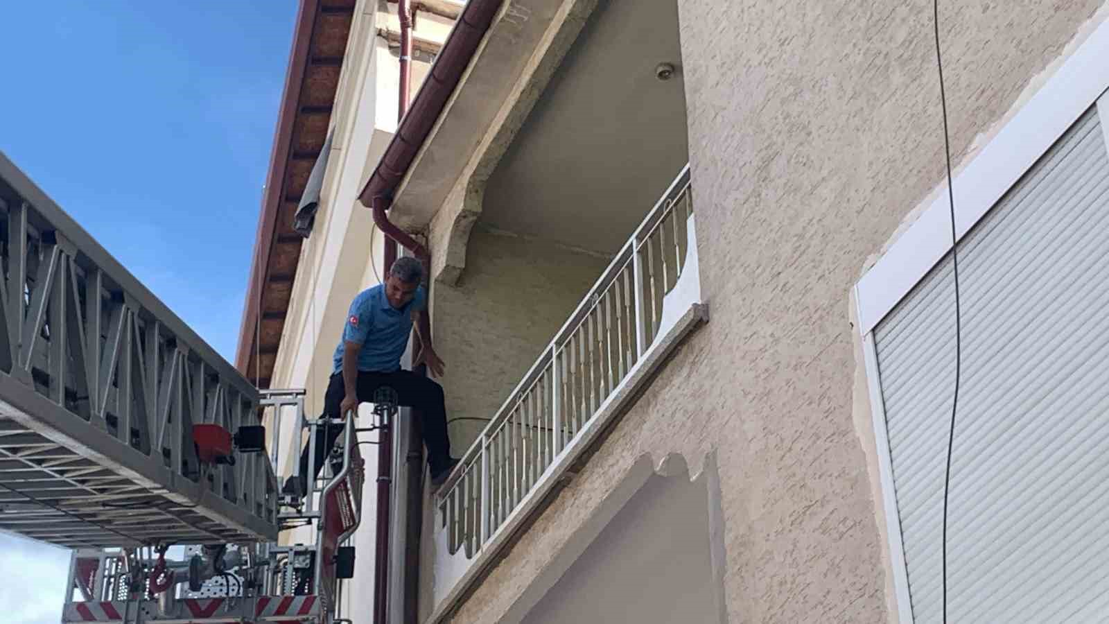 Karaman&rsquo;da hatalı parklar itfaiyeye zor anlar yaşattı
