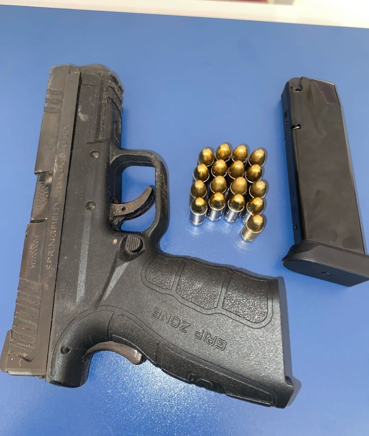 Y&uuml;reğir&rsquo;de 49 ş&uuml;pheli yakalandı, 22 silah ele ge&ccedil;irildi
