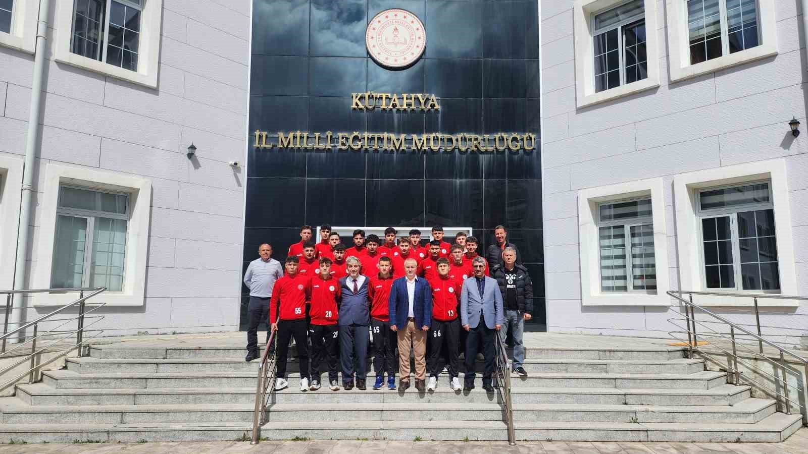 Kütahya Spor Lisesi’nden başarı, Türkiye’de ilk 32’ye girdiler
