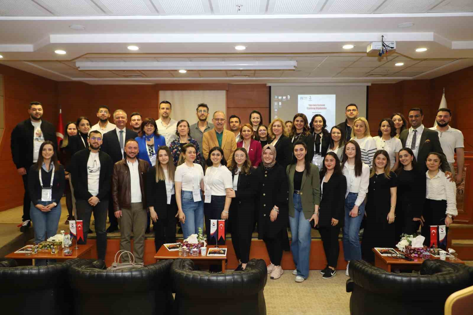 SANKO Üniversitesi’nde Yoğun Bakım Hastasında Fizyoterapi Uygulamaları sempozyumu