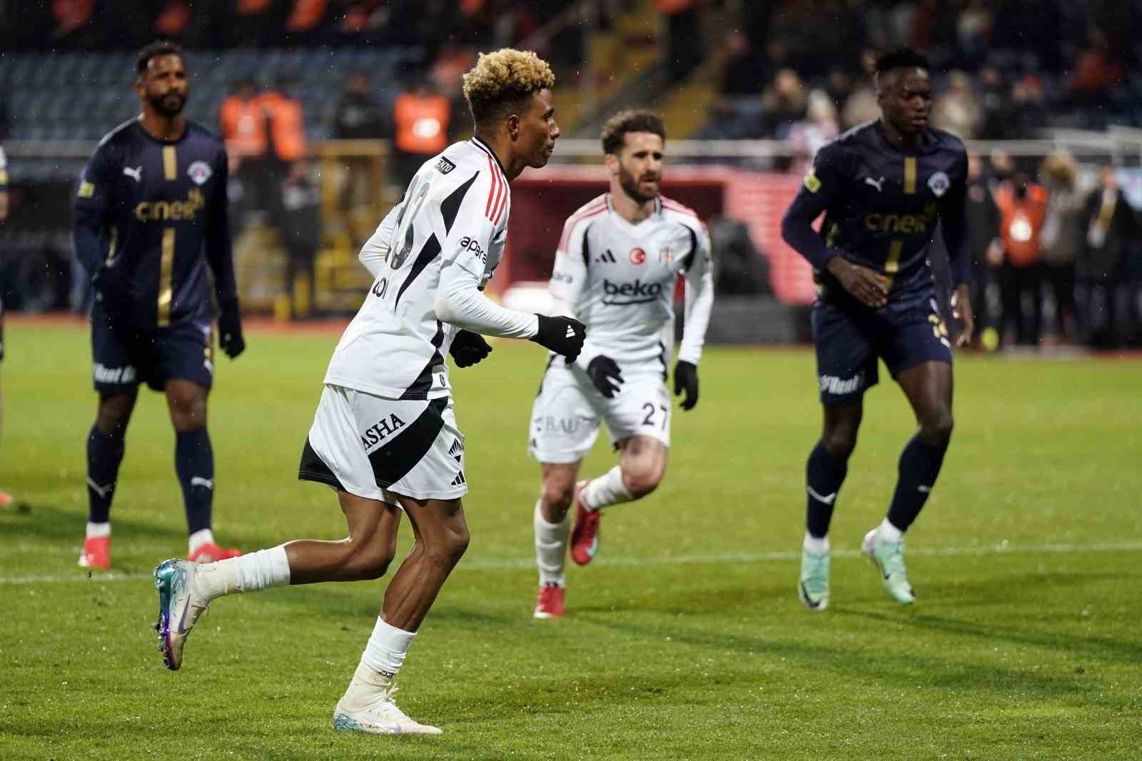 Gedson Fernandes kariyerinin en skorer döneminde
