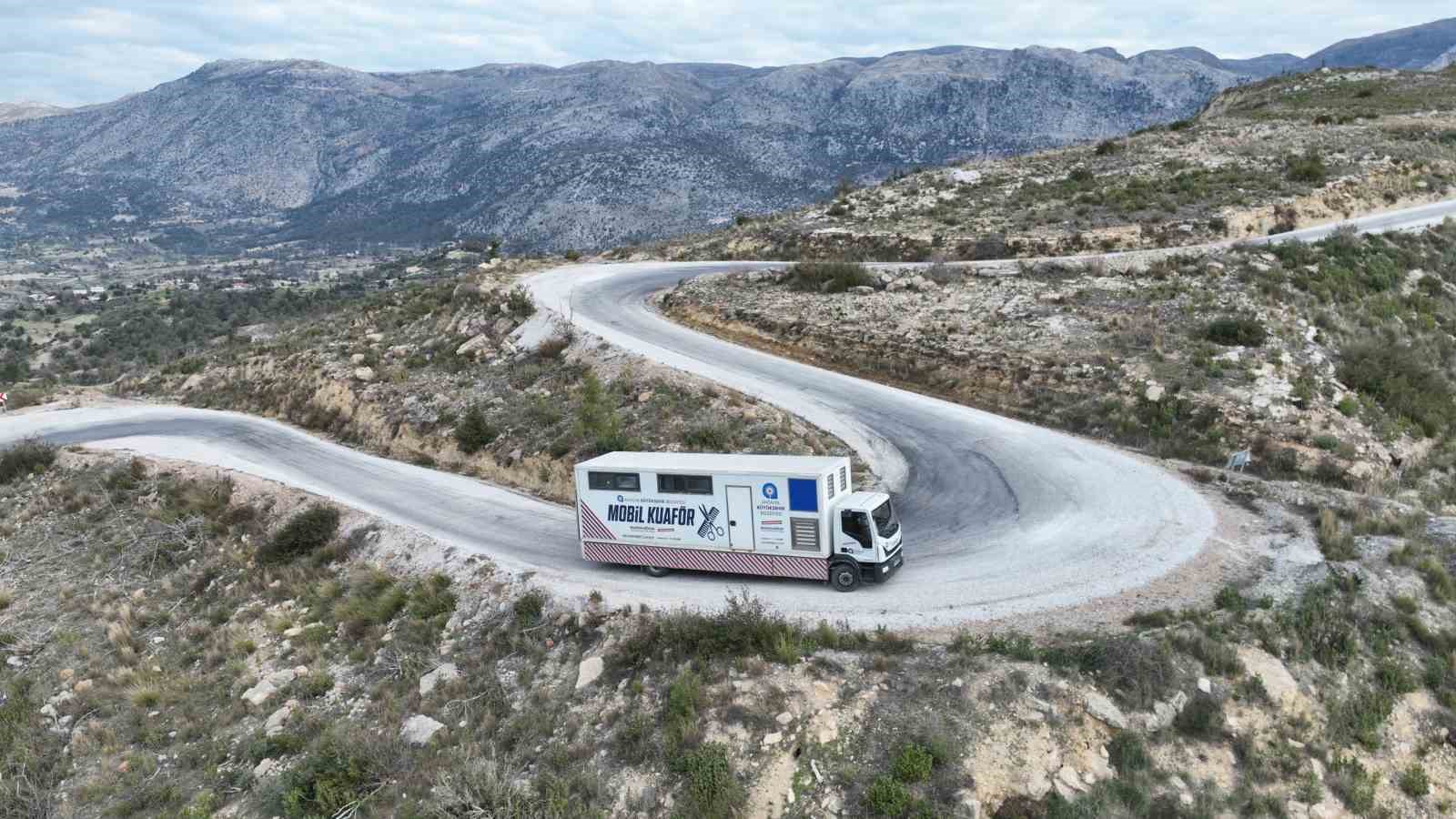 Mobil Kuaf&ouml;r Tırı kırsaldaki mahalleleri dolaşıyor
