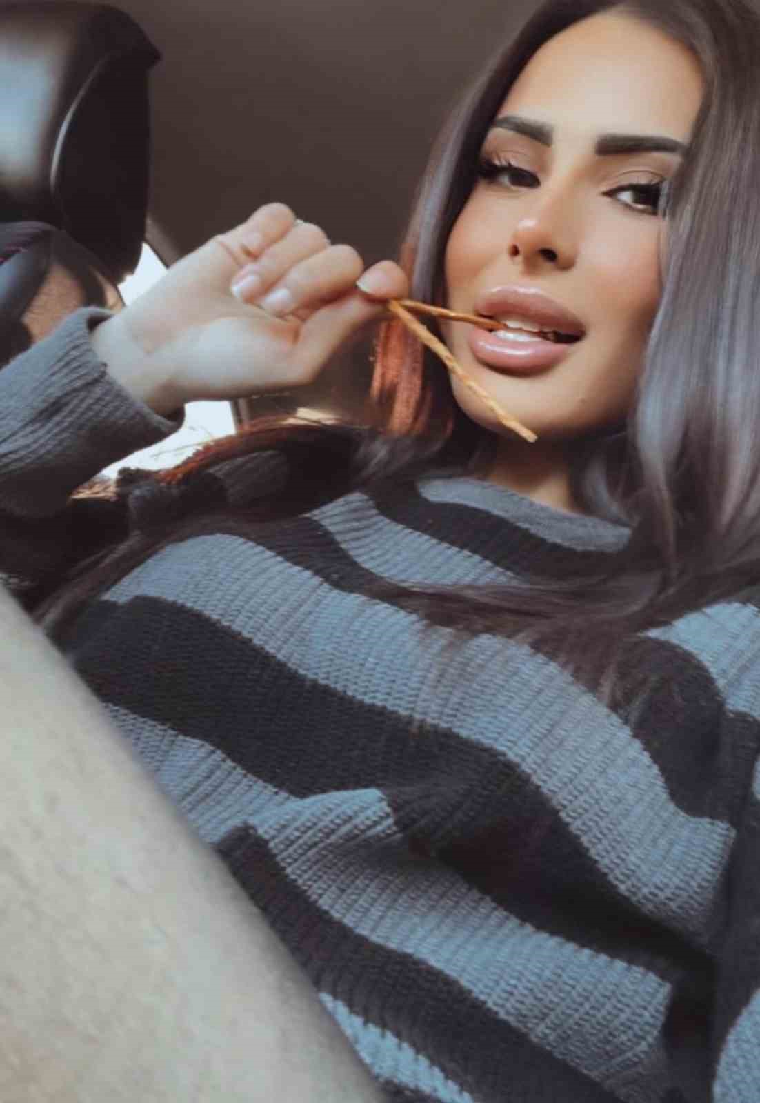 Genç dansçı evinde ölü bulundu