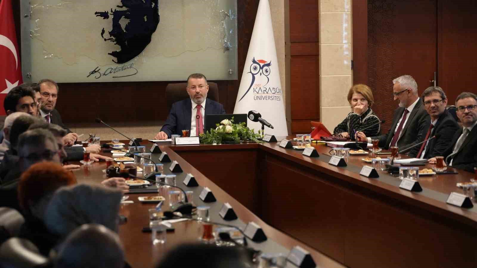 Karabük Üniversitesi’nin yükselen başarı grafiği masaya yatırıldı