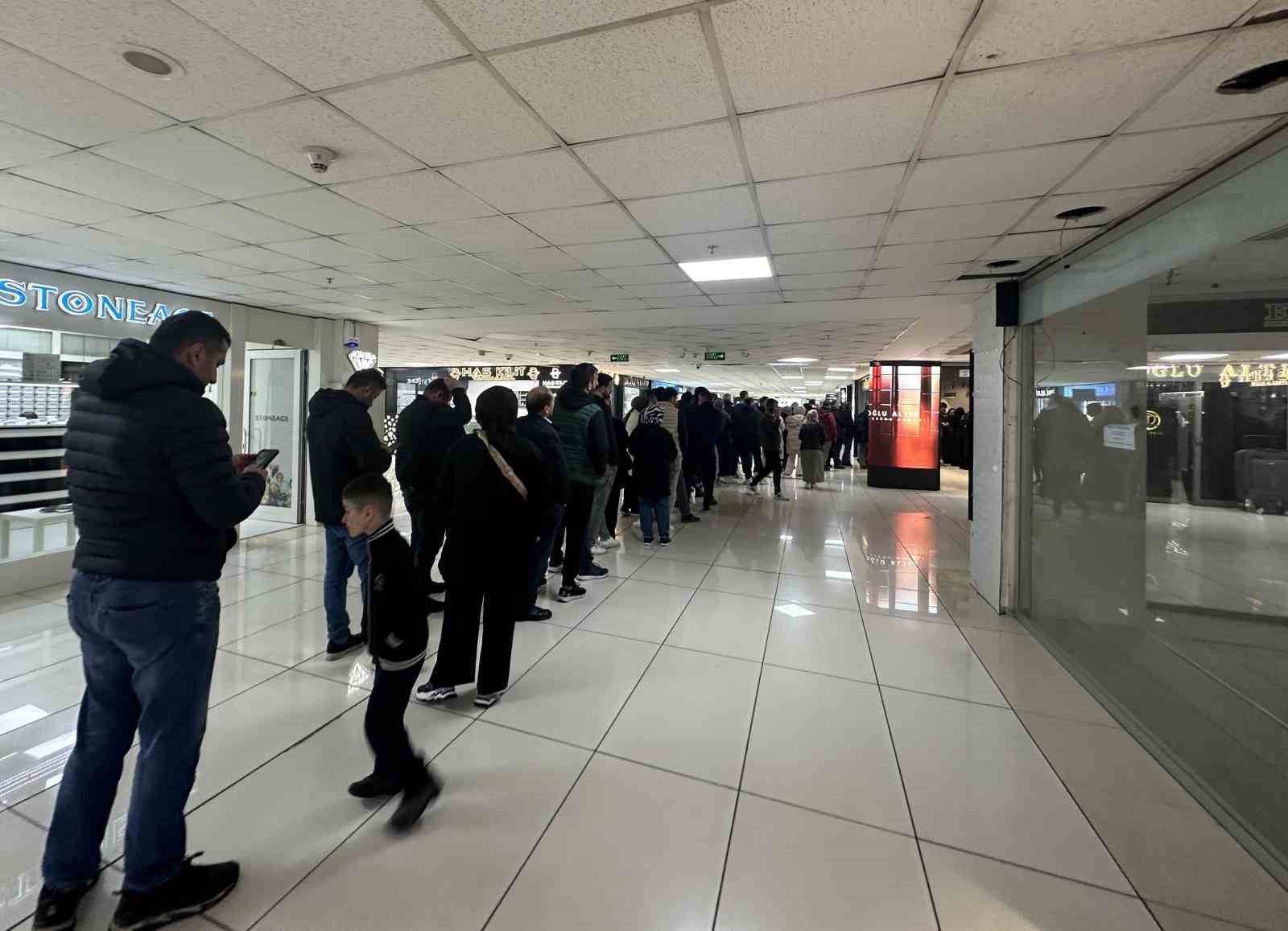 İstanbul’da altın kuyruğu