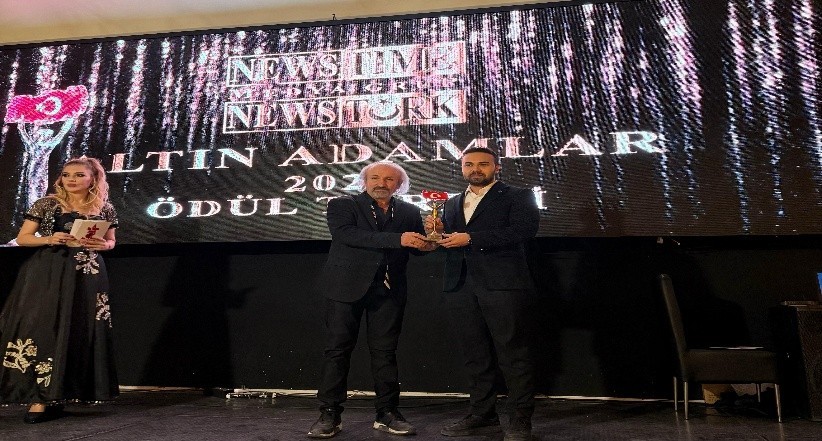 KAMUSAM ‘Yılın Araştırma Merkezi’ ödülüne sahip oldu