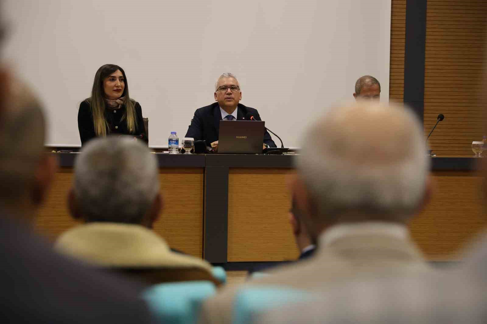 Sivas Valisi Şimşek: "Camiler de bizim, cemevleri de"