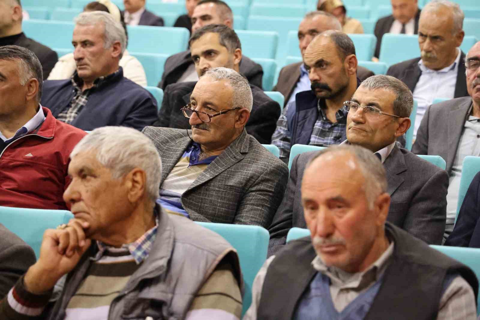 Sivas Valisi Şimşek: "Camiler de bizim, cemevleri de"
