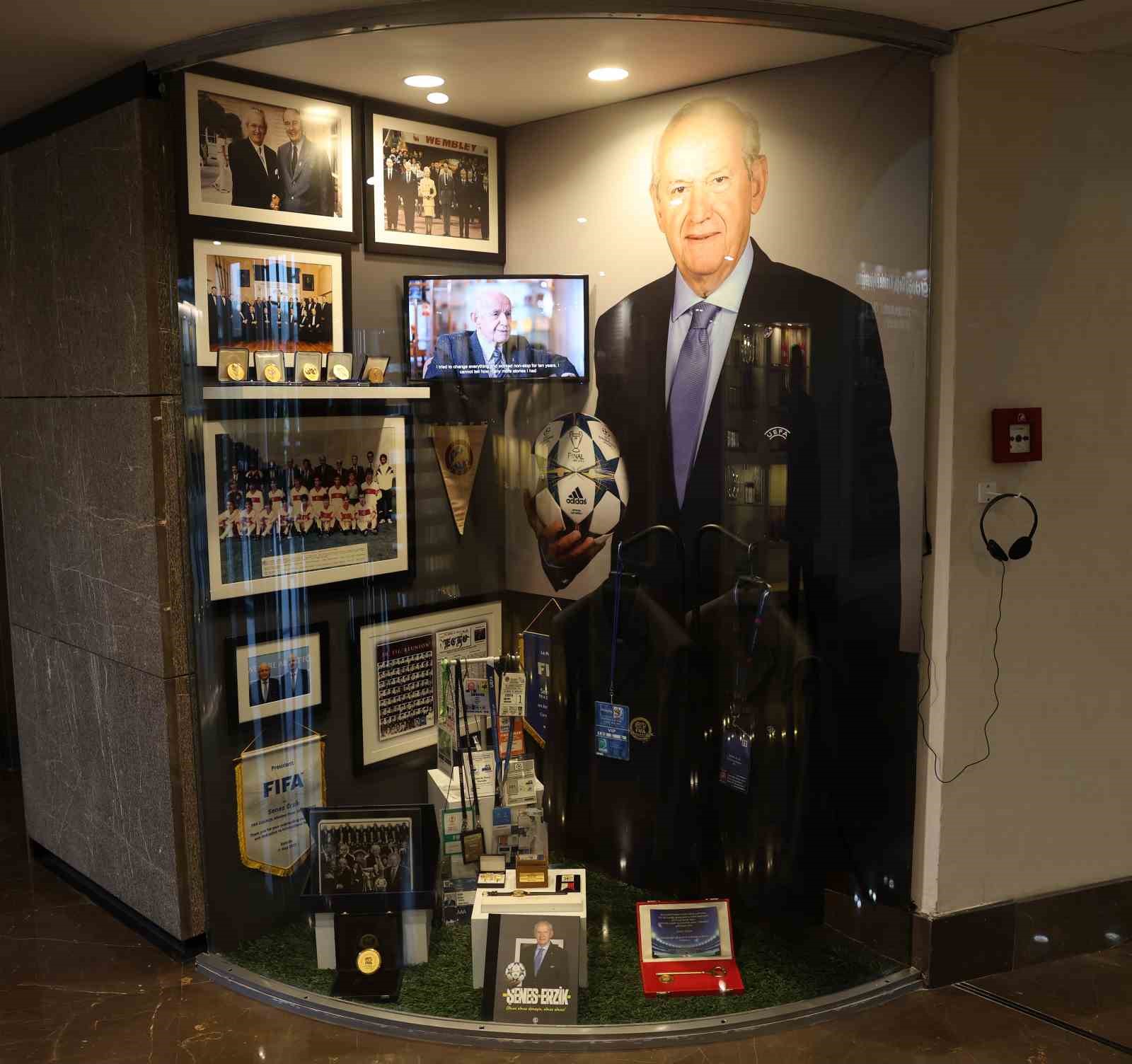 TFF Müzesi’nde Şenes Erzik Köşesi açıldı