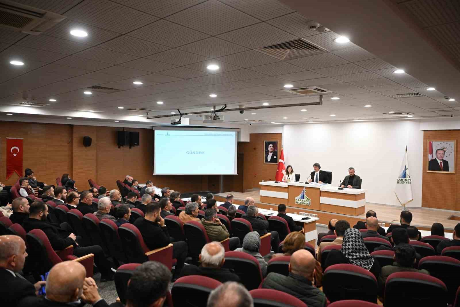Kartepe meclis toplantısında 7 g&uuml;ndem maddesi karara bağlandı
