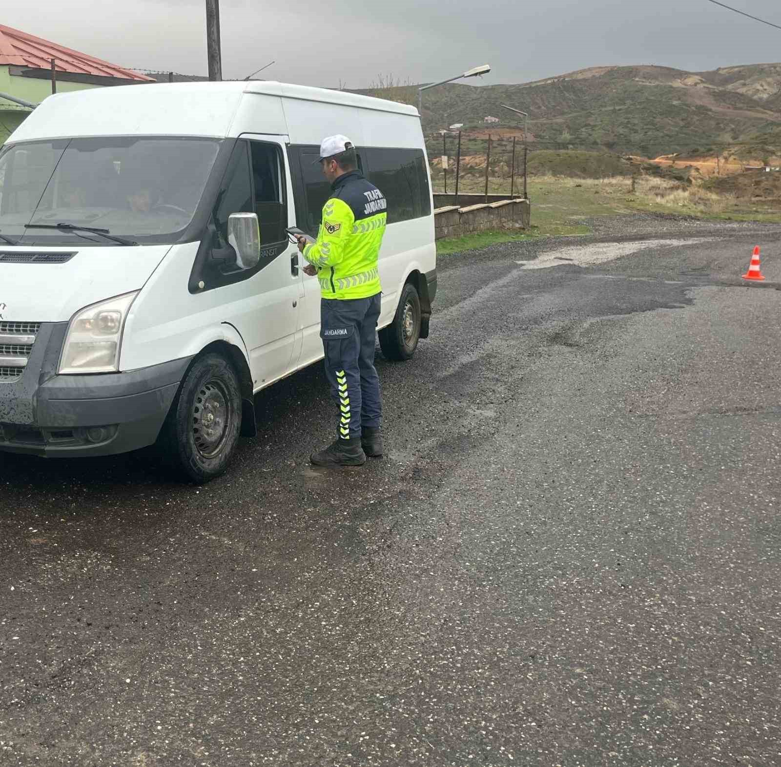 Bingöl’de okul servisleri denetlendi