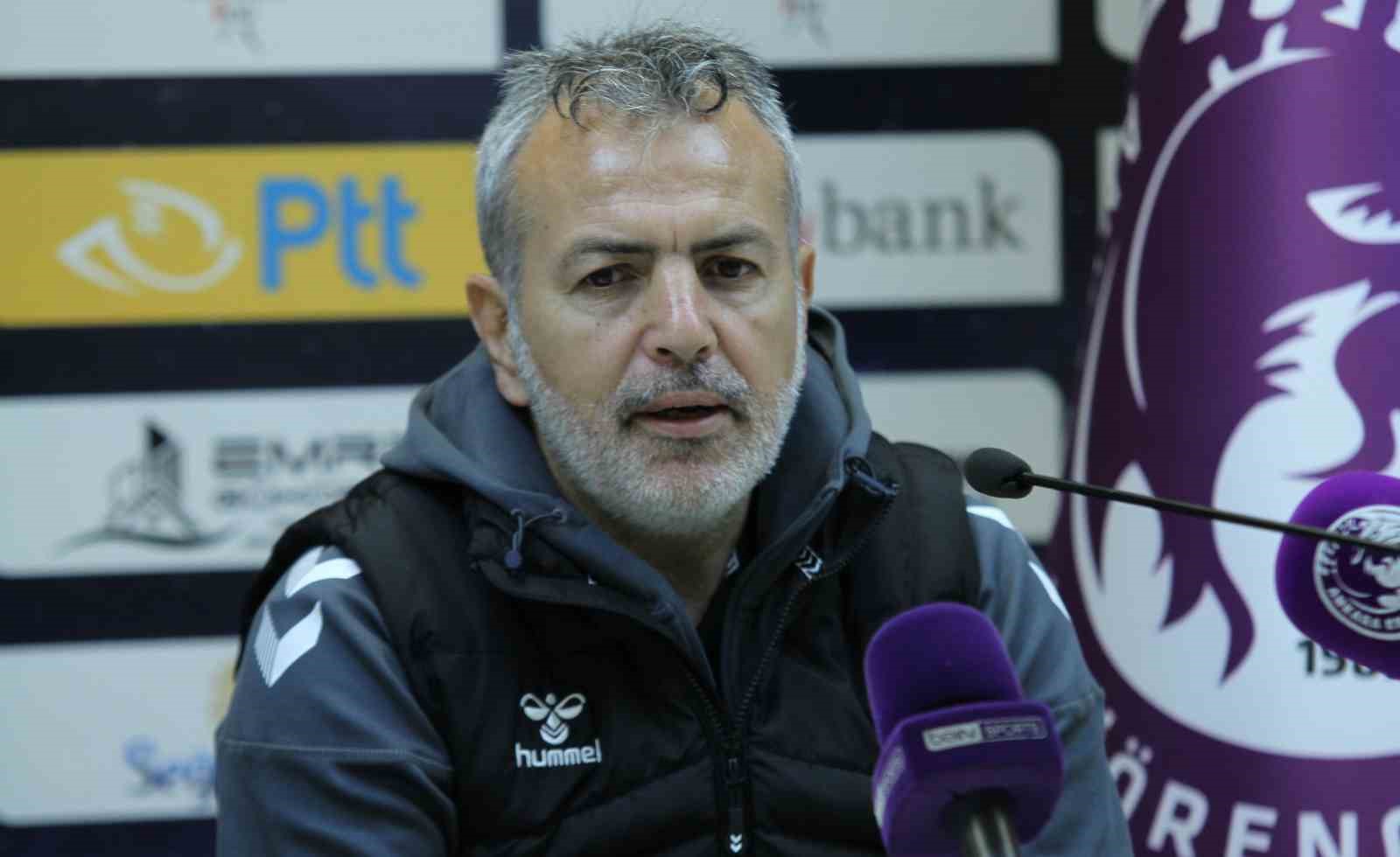 Mehmet Yıldırım: "Oyuncularımızın aldığı 2 galibiyetten dolayı hepsini gözlerinden öpüyorum"