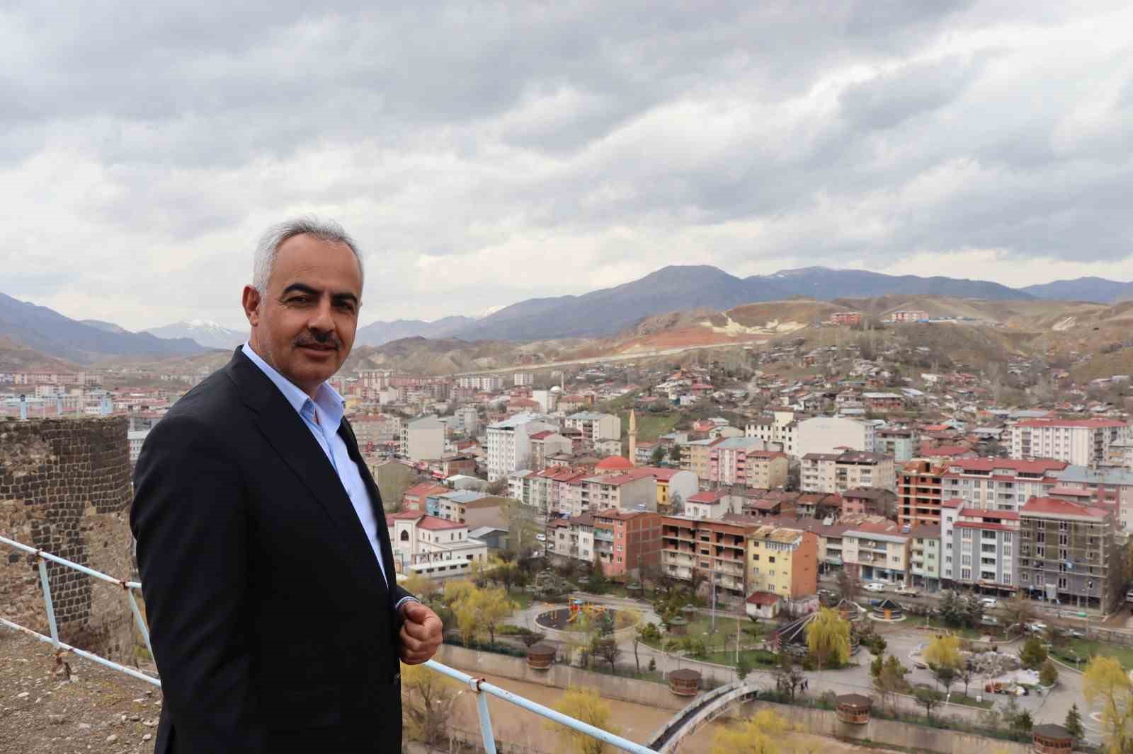 Başkan Çelebi: "Her şey Oltu için"