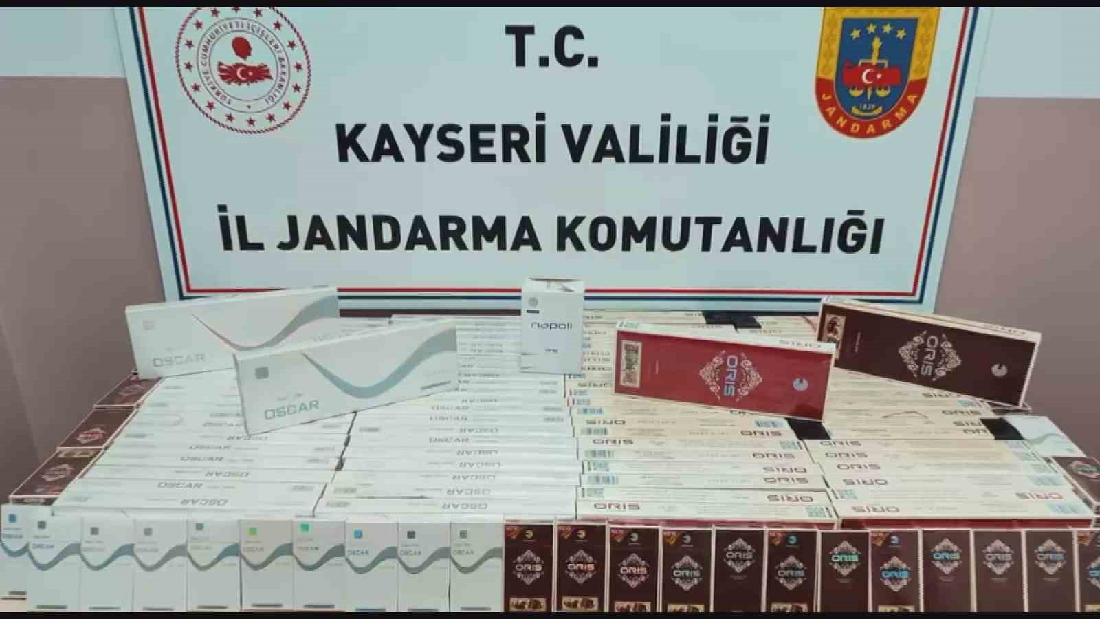 Sigara ka&ccedil;ak&ccedil;ıları t&uuml;t&uuml;n tespit k&ouml;peğinden ka&ccedil;amadı
