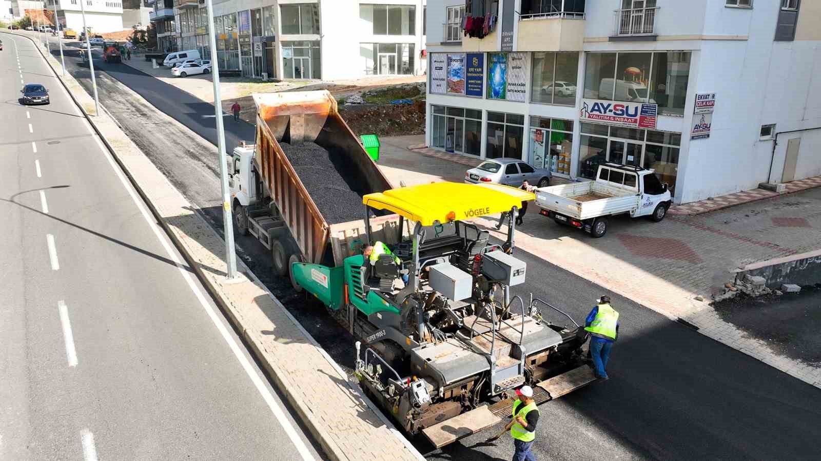 Kahramanmaraş’ta asfalt çalışmaları