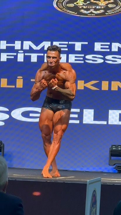 Aliağalı sporcu Bahadır Avhan&rsquo;dan T&uuml;rkiye şampiyonu
