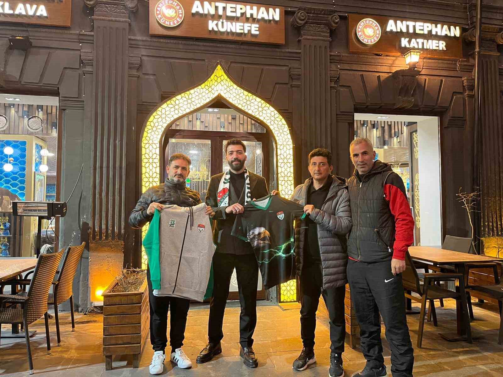 Karslı iş insanından anlamlı destek
