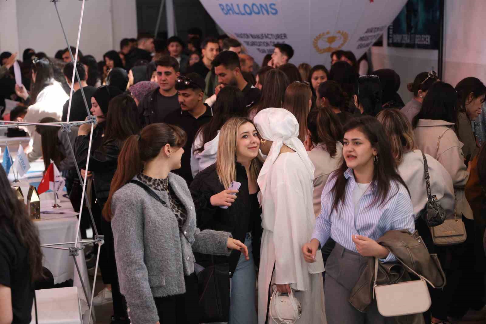 Nevşehir’de kariyer günlerine yoğun ilgi