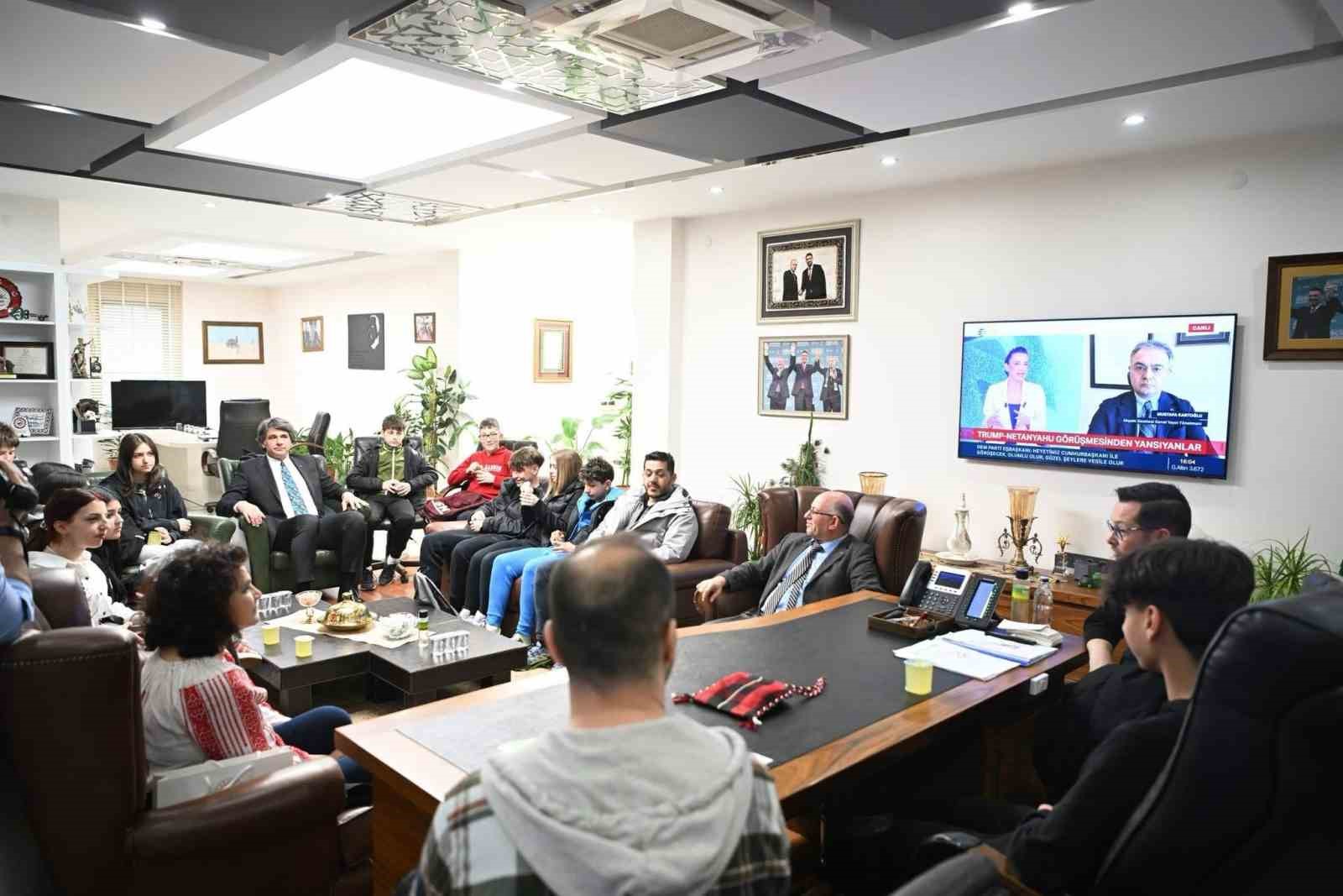 Romanyalı öğrenciler Kartepe’de
