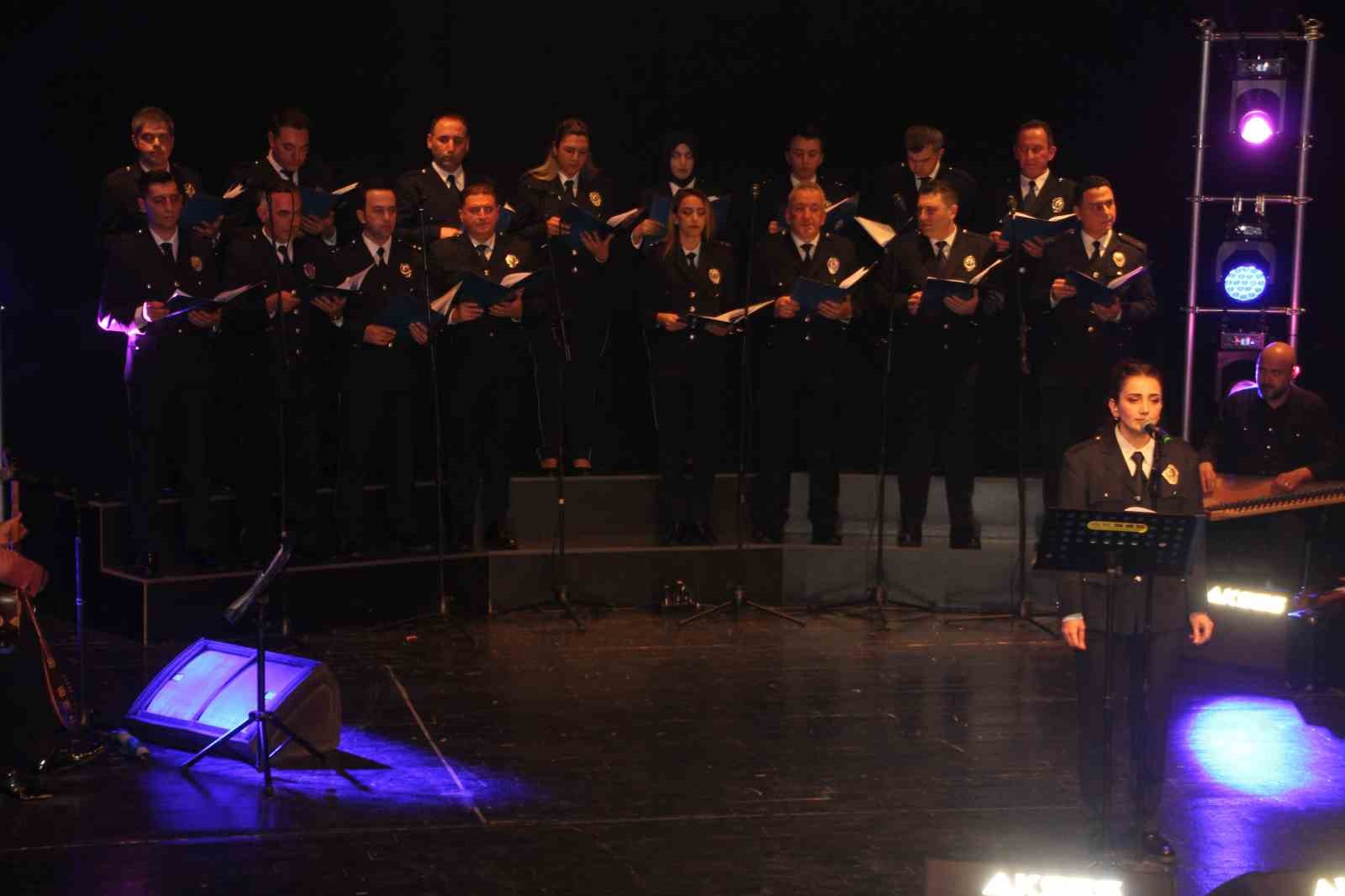 Ordu&rsquo;da polis korosundan konser
