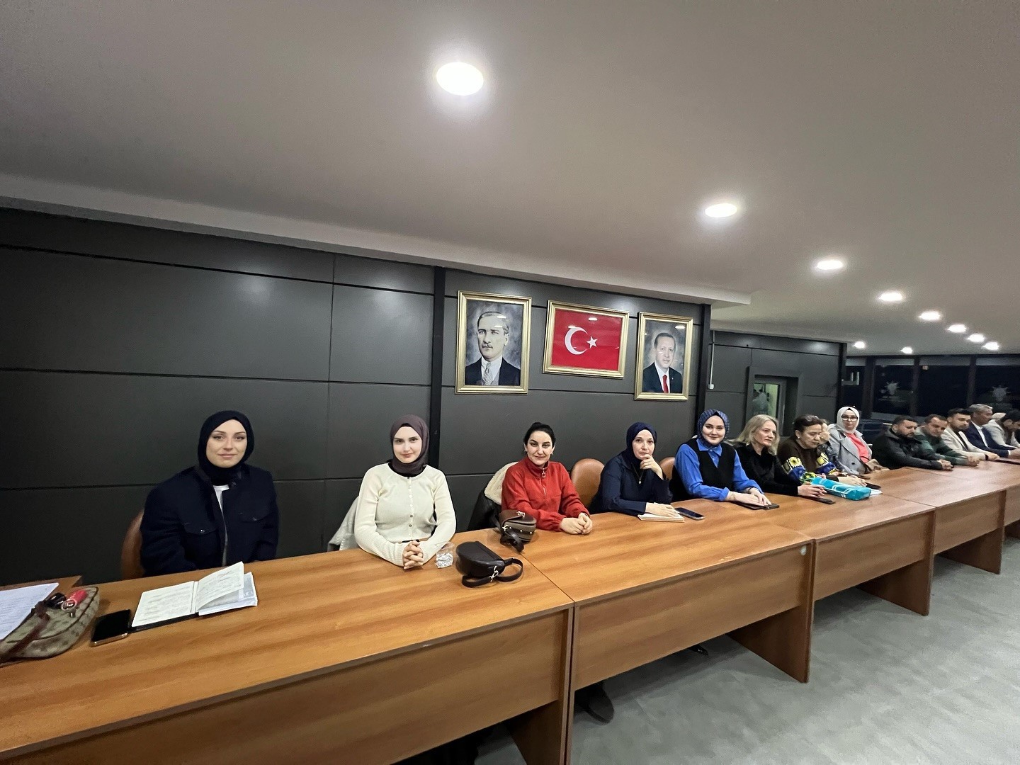 AK Parti&rsquo;de yeni d&ouml;nem faaliyetler değerlendirildi
