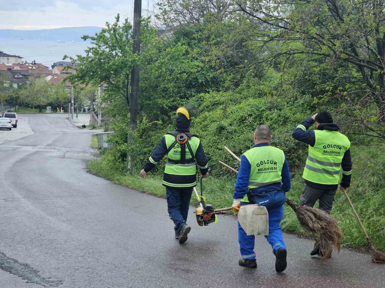 Gölcük’te temizlik seferberliği
