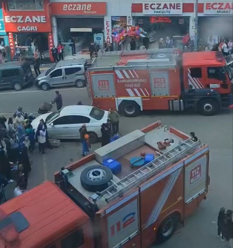 Hastanedeki yangın kısa s&uuml;reli paniğe neden oldu
