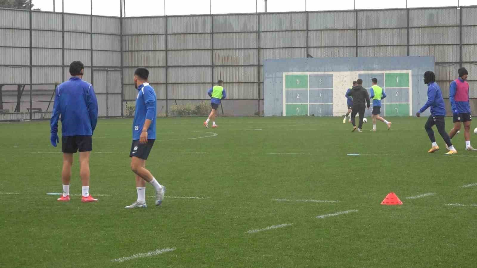 Atilla Mocsi: "Son iki sezonda Trabzonspor&rsquo;u &uuml;&ccedil; kez yenmeyi başardık"
