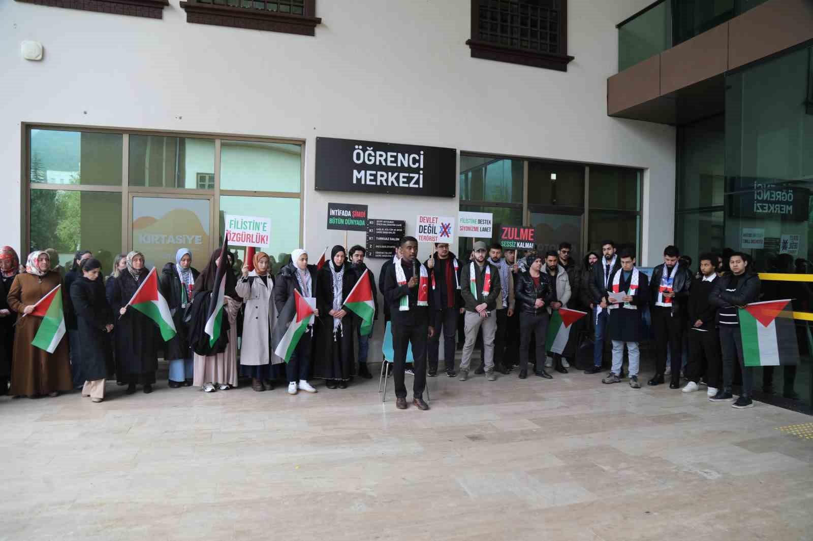 BTÜ’lü öğrencilerden tekbir çağrısı