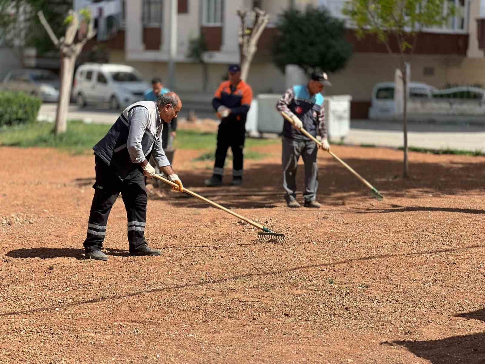 Nizip yazın g&uuml;zelliklerine hazırlanıyor
