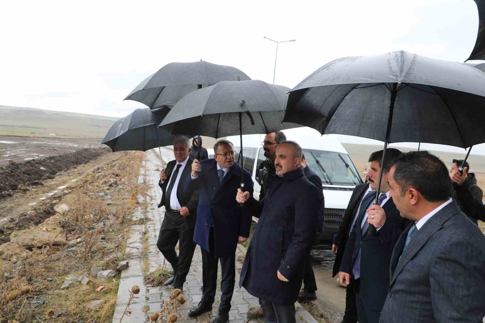 İ&ccedil;işleri Bakan Yardımcısı B&uuml;lent Turan: "Bu saatten sonra bir k&ouml;pek olayı olduğunda, bir evladımız yaralandığında tartışmasız t&uuml;m teftiş ekibimizin g&ouml;revlileri burada olacaktır"
