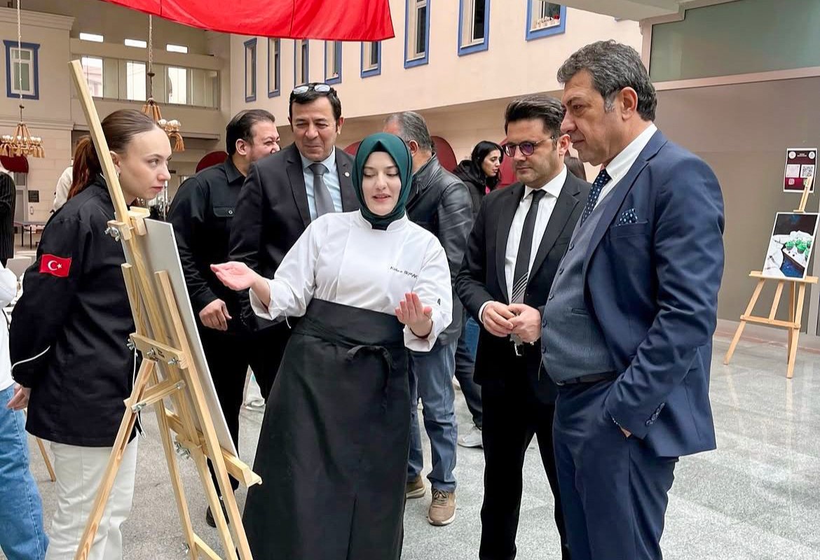 SUBÜ öğrencisinin ‘Perde Pilavı’ fotoğrafına ikincilik ödülü