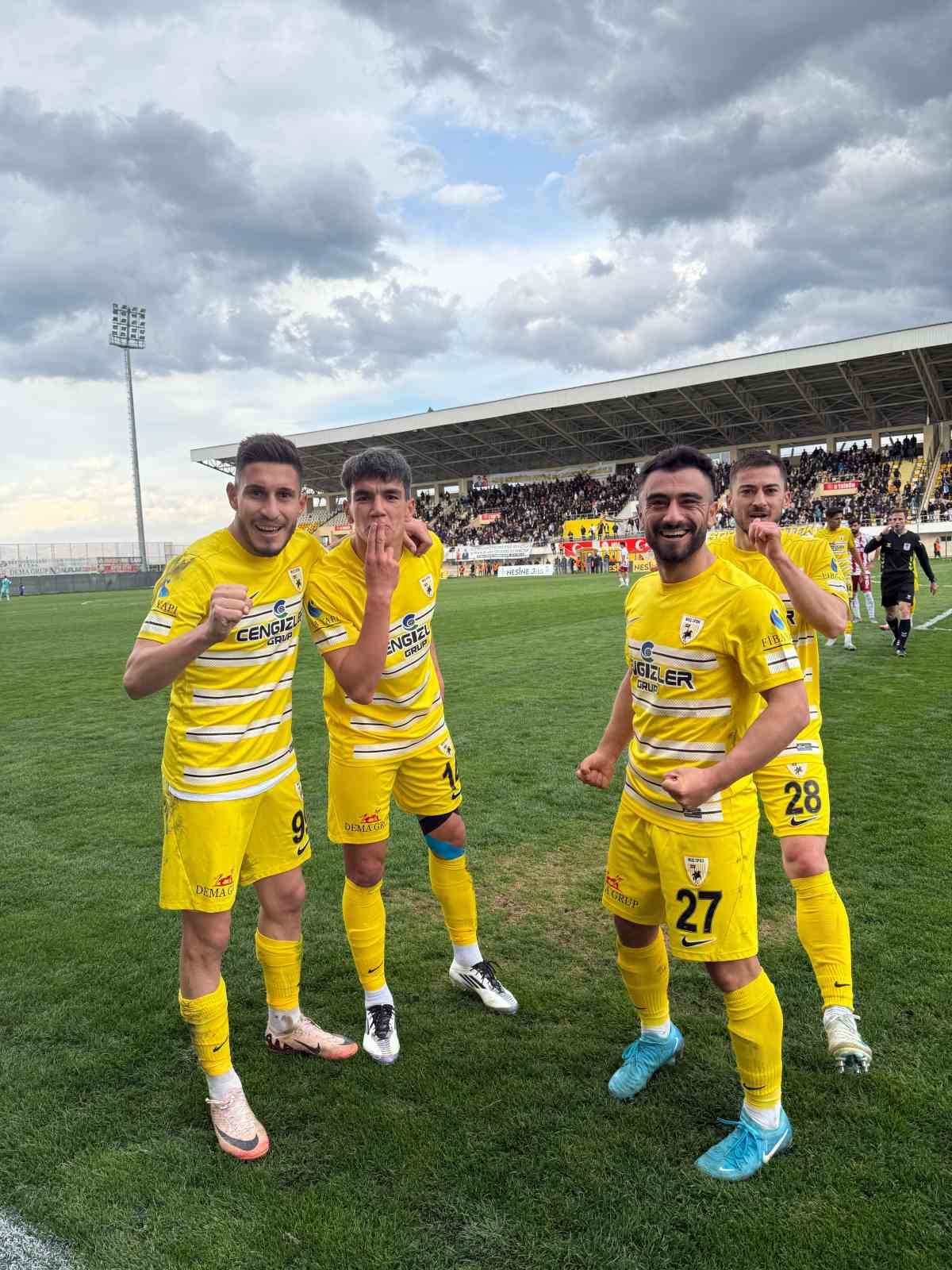 Muşspor’dan iki futbolcu haftanın 11’inde